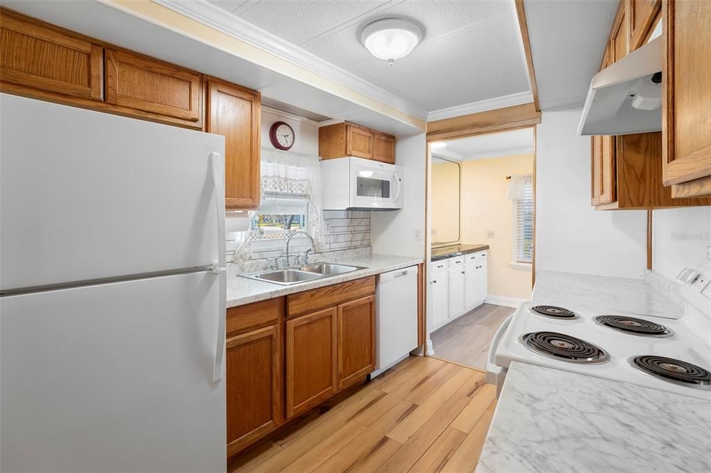 En Venta: $219,000 (2 camas, 2 baños, 948 Pies cuadrados)