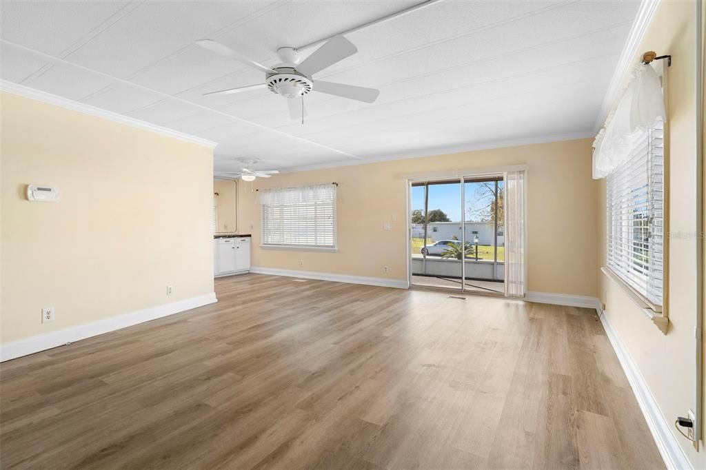 En Venta: $219,000 (2 camas, 2 baños, 948 Pies cuadrados)