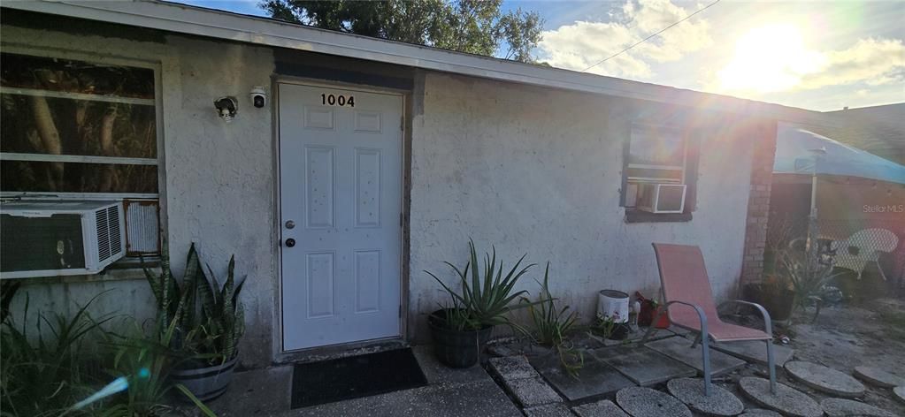 Activo con contrato: $379,000 (5 camas, 0 baños, 1944 Pies cuadrados)