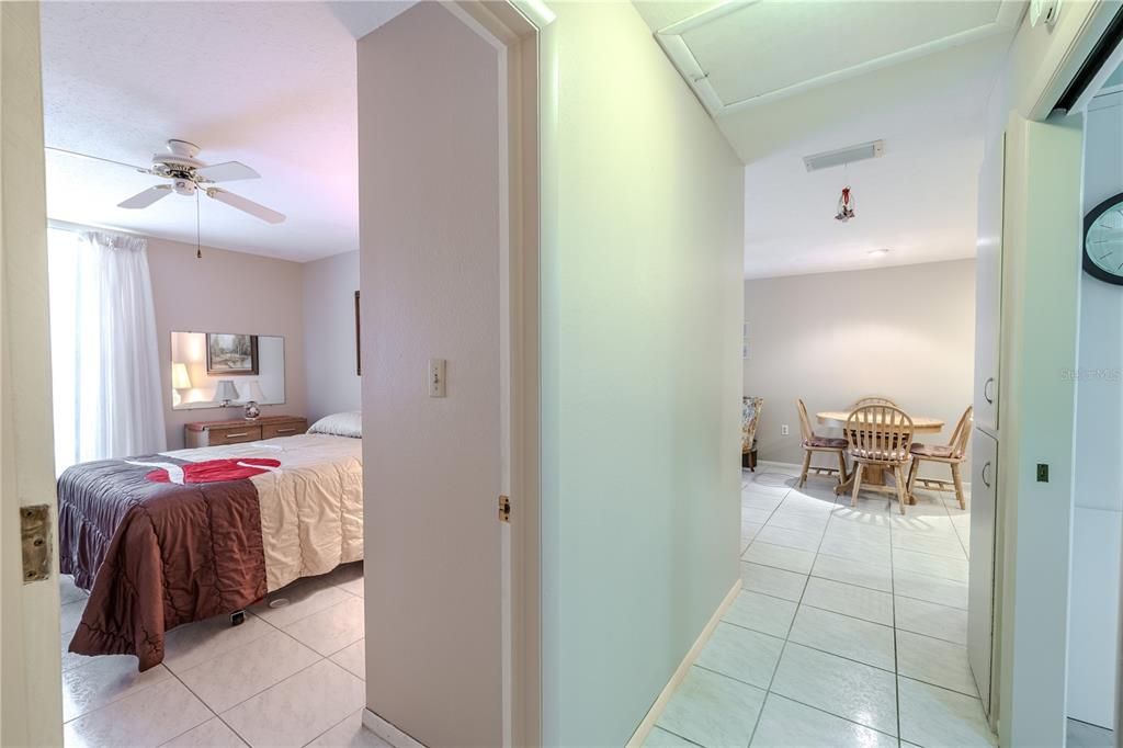 Activo con contrato: $115,000 (2 camas, 1 baños, 768 Pies cuadrados)