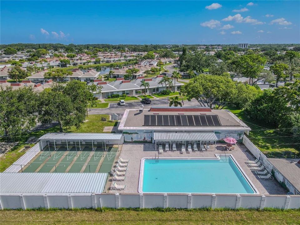 Activo con contrato: $115,000 (2 camas, 1 baños, 768 Pies cuadrados)