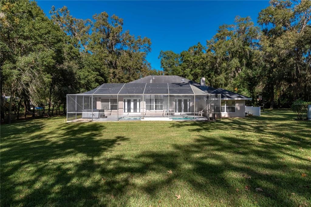 For Sale: $650,000 (3 beds, 3 baths, 2744 Square Feet)