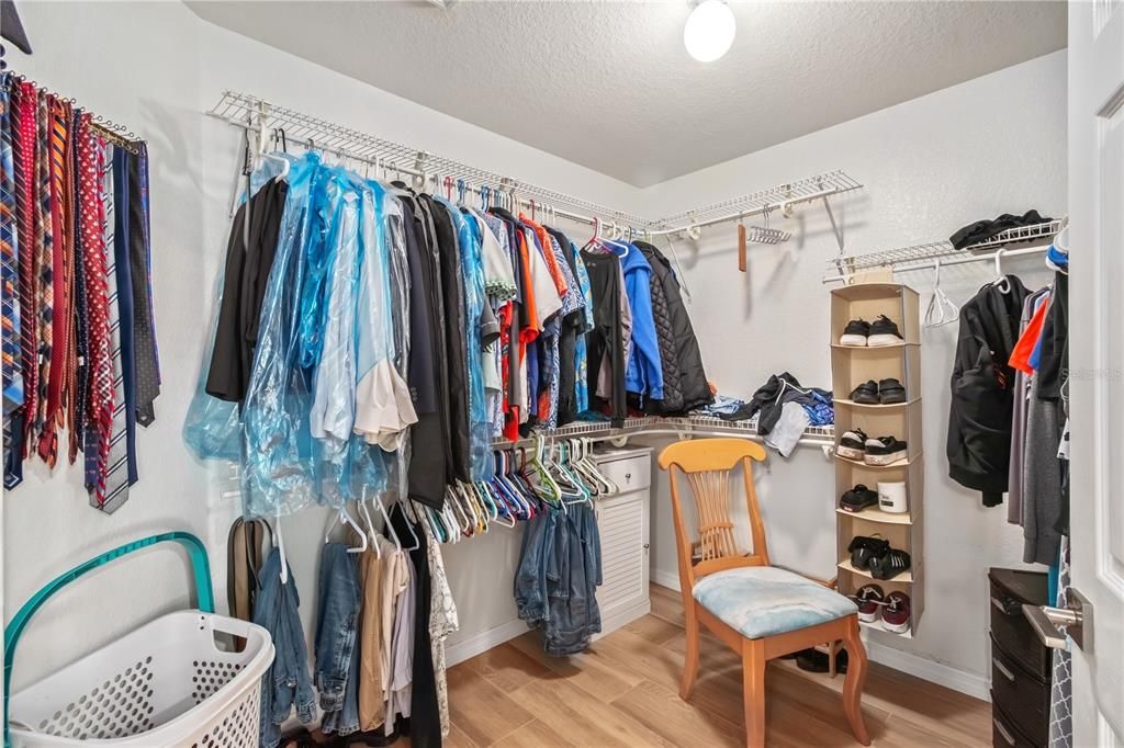 For Sale: $650,000 (3 beds, 3 baths, 2744 Square Feet)