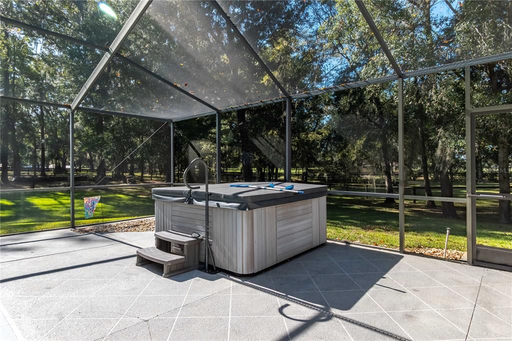 For Sale: $650,000 (3 beds, 3 baths, 2744 Square Feet)