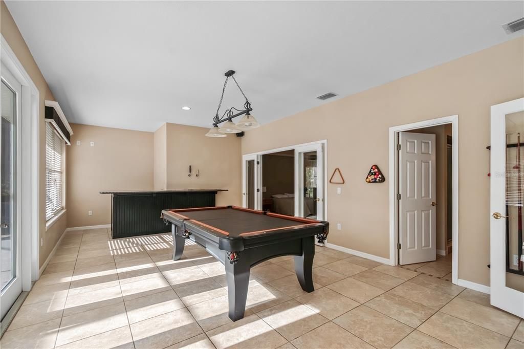 For Sale: $650,000 (3 beds, 3 baths, 2744 Square Feet)