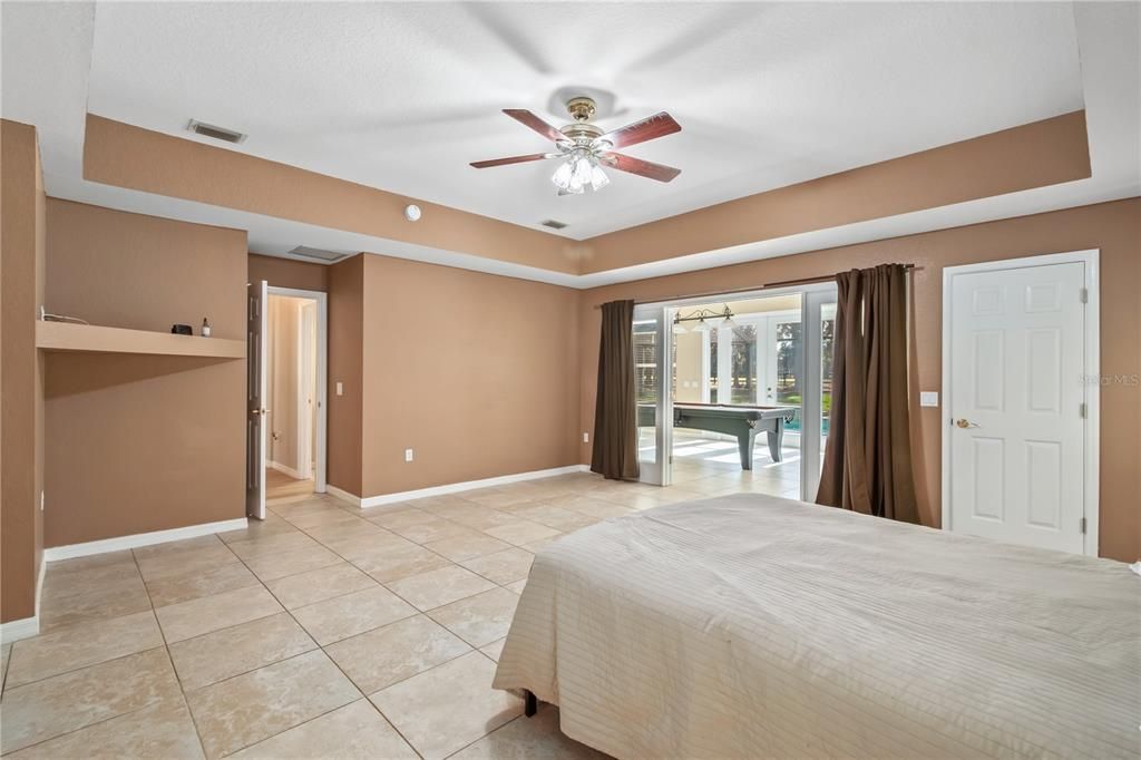 For Sale: $650,000 (3 beds, 3 baths, 2744 Square Feet)