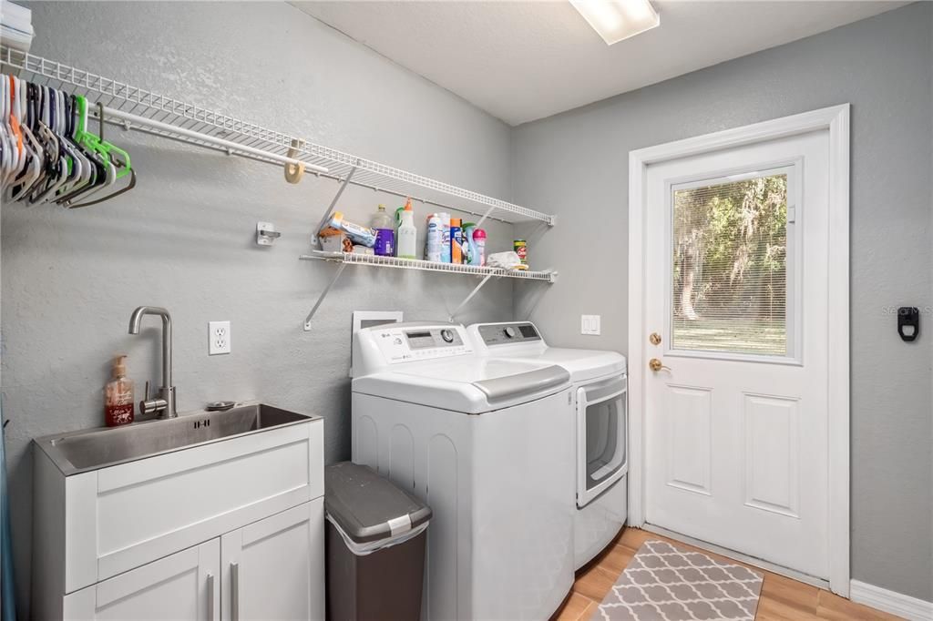 For Sale: $650,000 (3 beds, 3 baths, 2744 Square Feet)