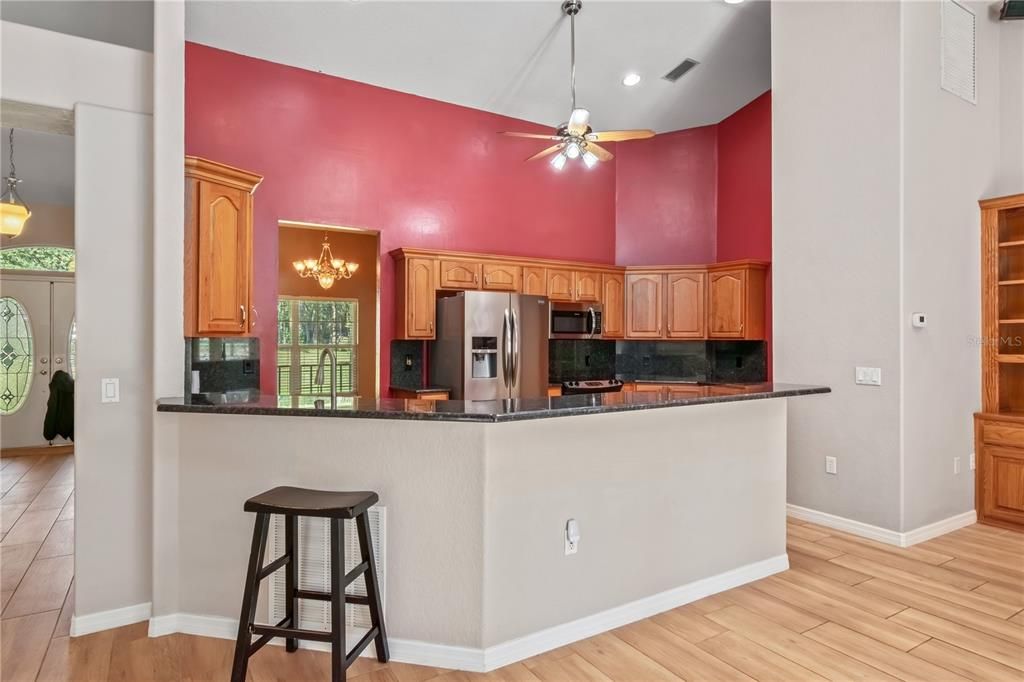 For Sale: $650,000 (3 beds, 3 baths, 2744 Square Feet)