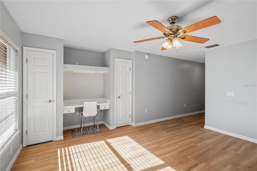 For Sale: $650,000 (3 beds, 3 baths, 2744 Square Feet)