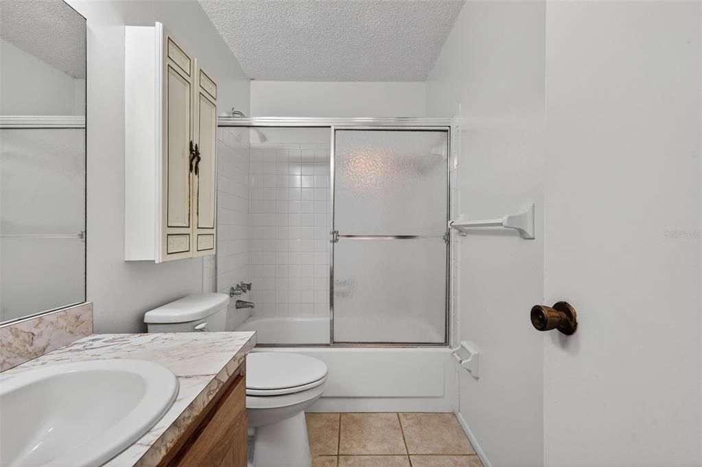 For Sale: $149,000 (2 beds, 2 baths, 1010 Square Feet)