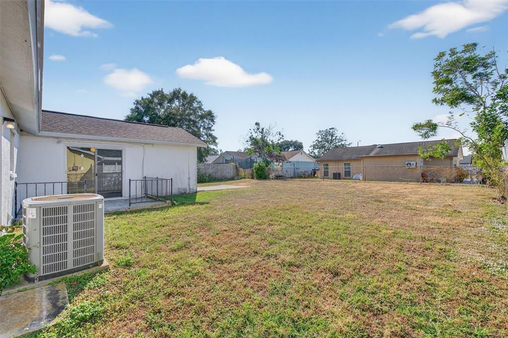 For Sale: $149,000 (2 beds, 2 baths, 1010 Square Feet)