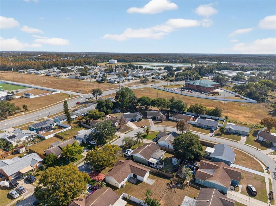 For Sale: $149,000 (2 beds, 2 baths, 1010 Square Feet)