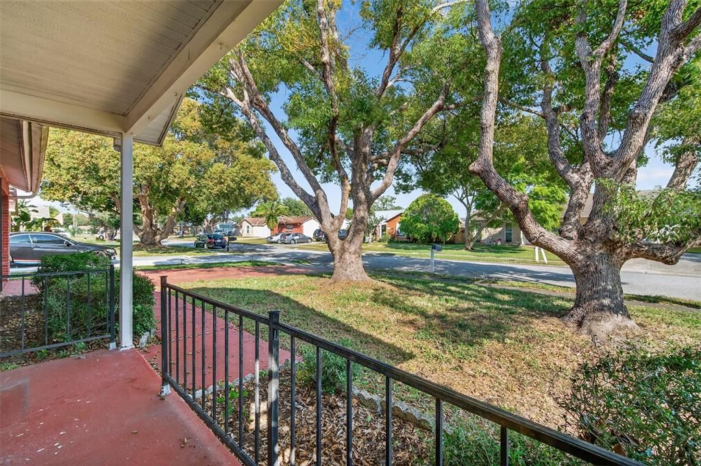 For Sale: $149,000 (2 beds, 2 baths, 1010 Square Feet)