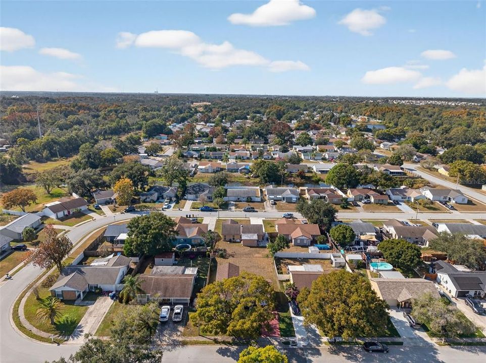 For Sale: $149,000 (2 beds, 2 baths, 1010 Square Feet)