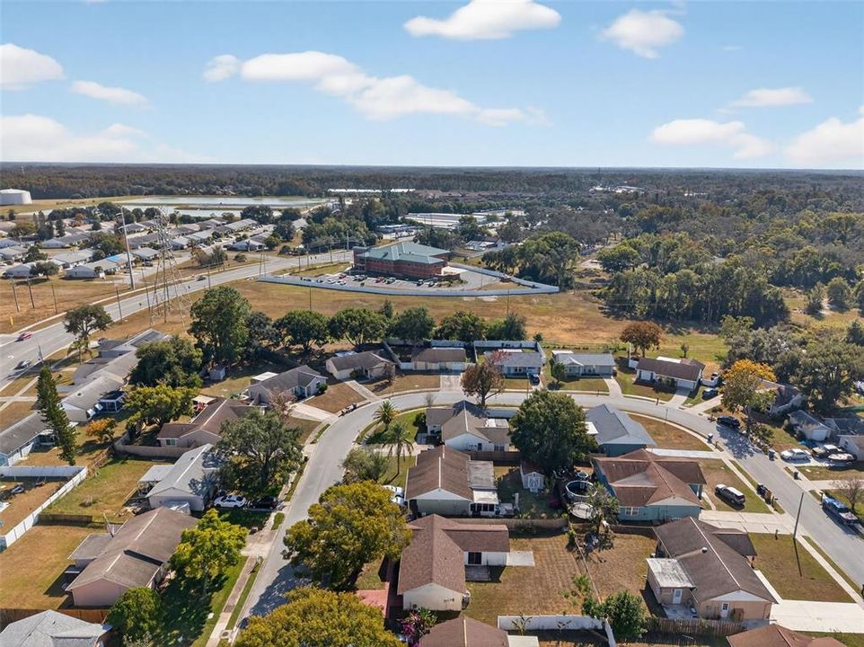 For Sale: $149,000 (2 beds, 2 baths, 1010 Square Feet)