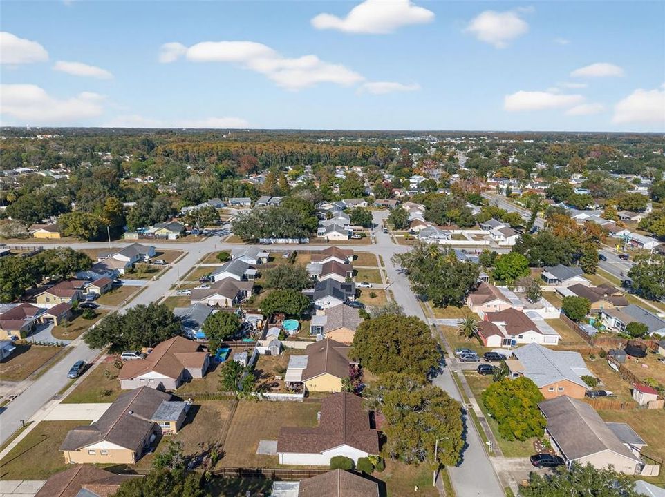 For Sale: $149,000 (2 beds, 2 baths, 1010 Square Feet)