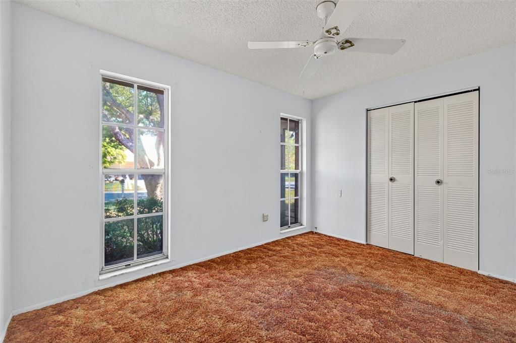 For Sale: $149,000 (2 beds, 2 baths, 1010 Square Feet)