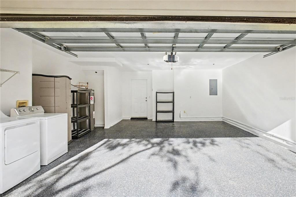 出租: $3,500 (3 贝兹, 2 浴室, 1600 平方英尺)