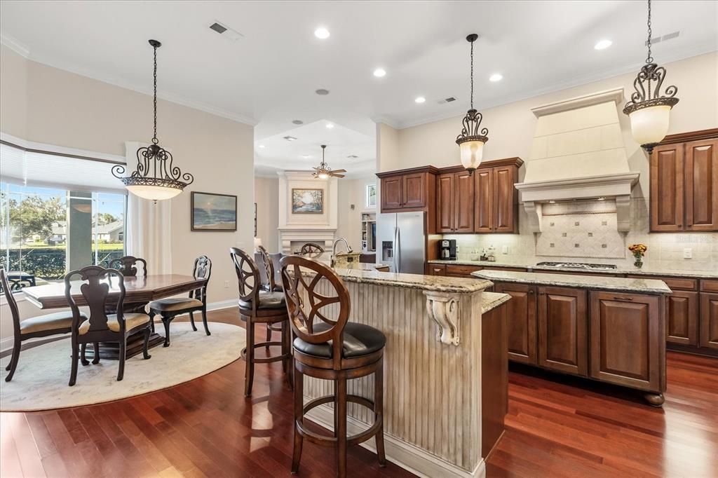 待售: $1,295,000 (5 贝兹, 4 浴室, 4805 平方英尺)