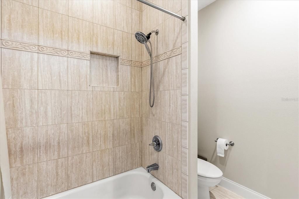 待售: $1,295,000 (5 贝兹, 4 浴室, 4805 平方英尺)