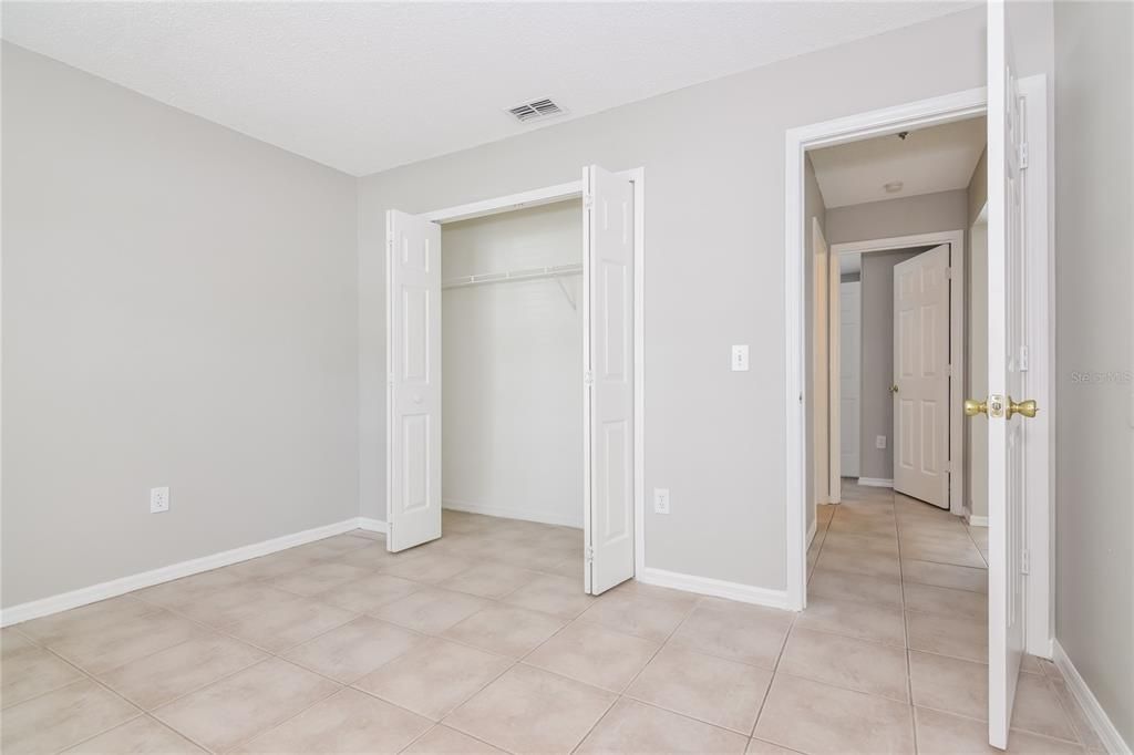 Active With Contract: $1,920 (3 beds, 2 baths, 1140 Square Feet)