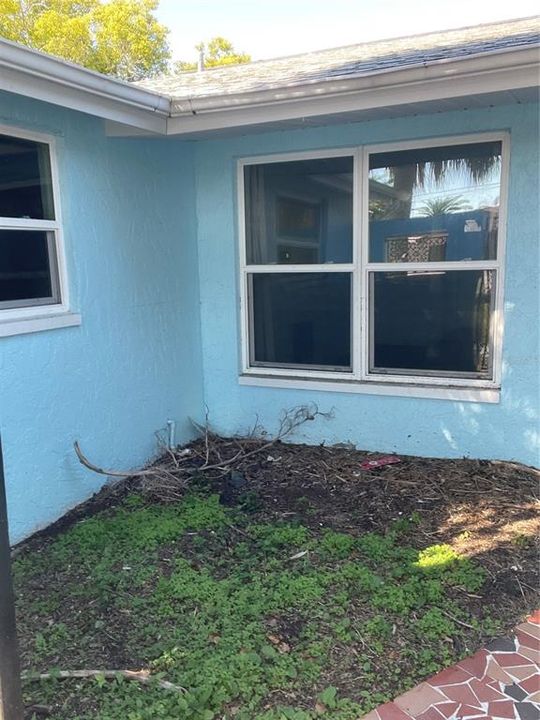 待售: $299,000 (3 贝兹, 2 浴室, 1277 平方英尺)