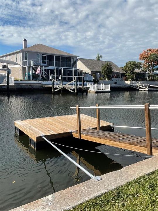 待售: $299,000 (3 贝兹, 2 浴室, 1277 平方英尺)