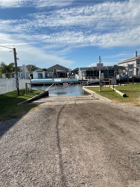 待售: $299,000 (3 贝兹, 2 浴室, 1277 平方英尺)