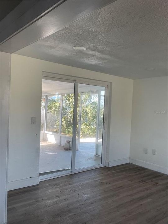 待售: $299,000 (3 贝兹, 2 浴室, 1277 平方英尺)