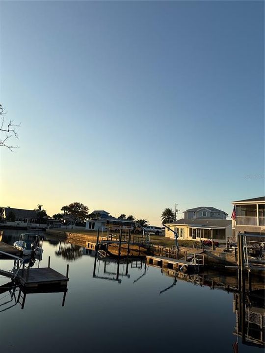 待售: $299,000 (3 贝兹, 2 浴室, 1277 平方英尺)