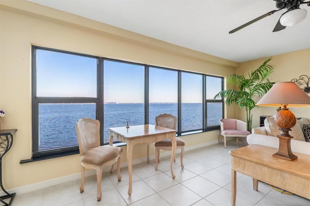 待售: $419,000 (3 贝兹, 2 浴室, 1974 平方英尺)