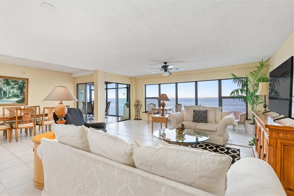 待售: $419,000 (3 贝兹, 2 浴室, 1974 平方英尺)