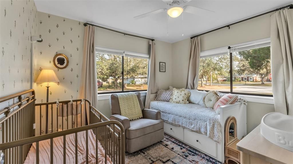 For Sale: $239,000 (3 beds, 1 baths, 1064 Square Feet)