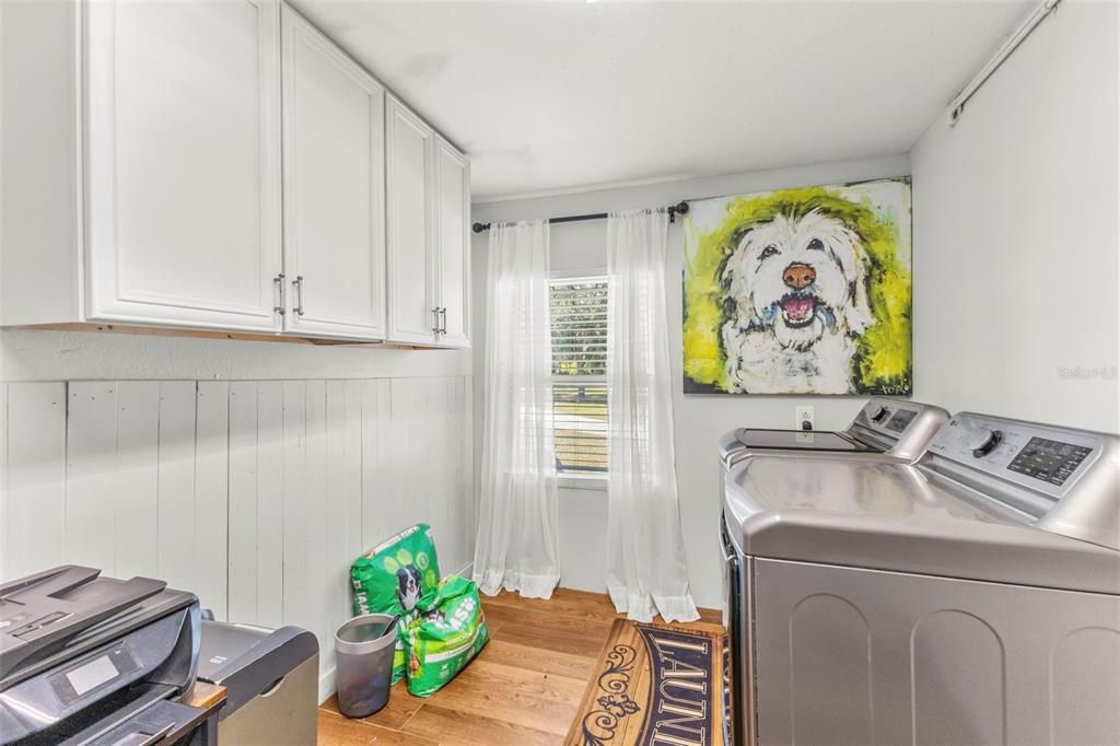 For Sale: $895,000 (3 beds, 2 baths, 2354 Square Feet)