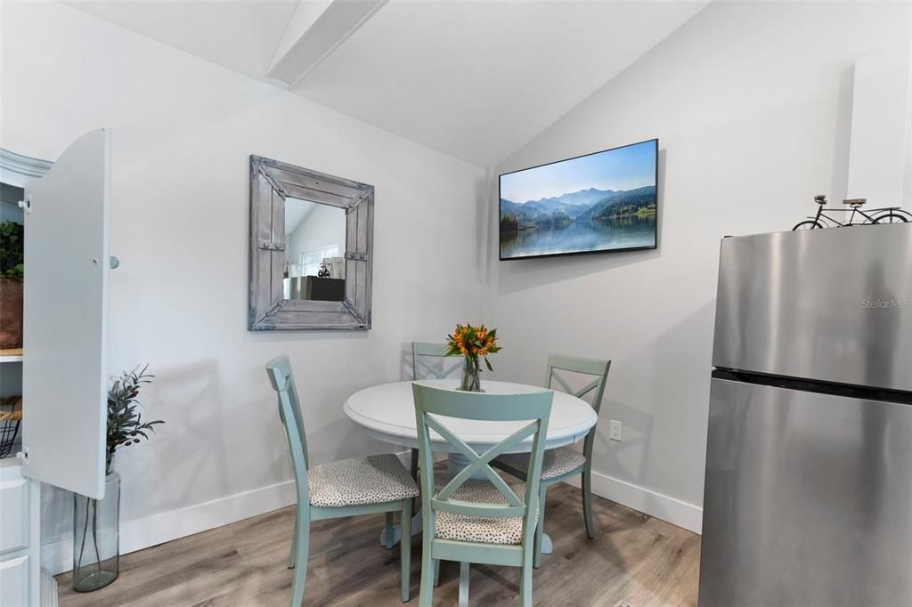 For Sale: $895,000 (3 beds, 2 baths, 2354 Square Feet)