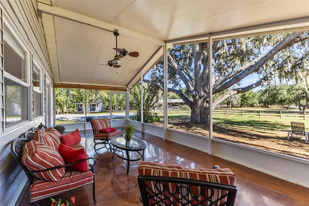 For Sale: $895,000 (3 beds, 2 baths, 2354 Square Feet)