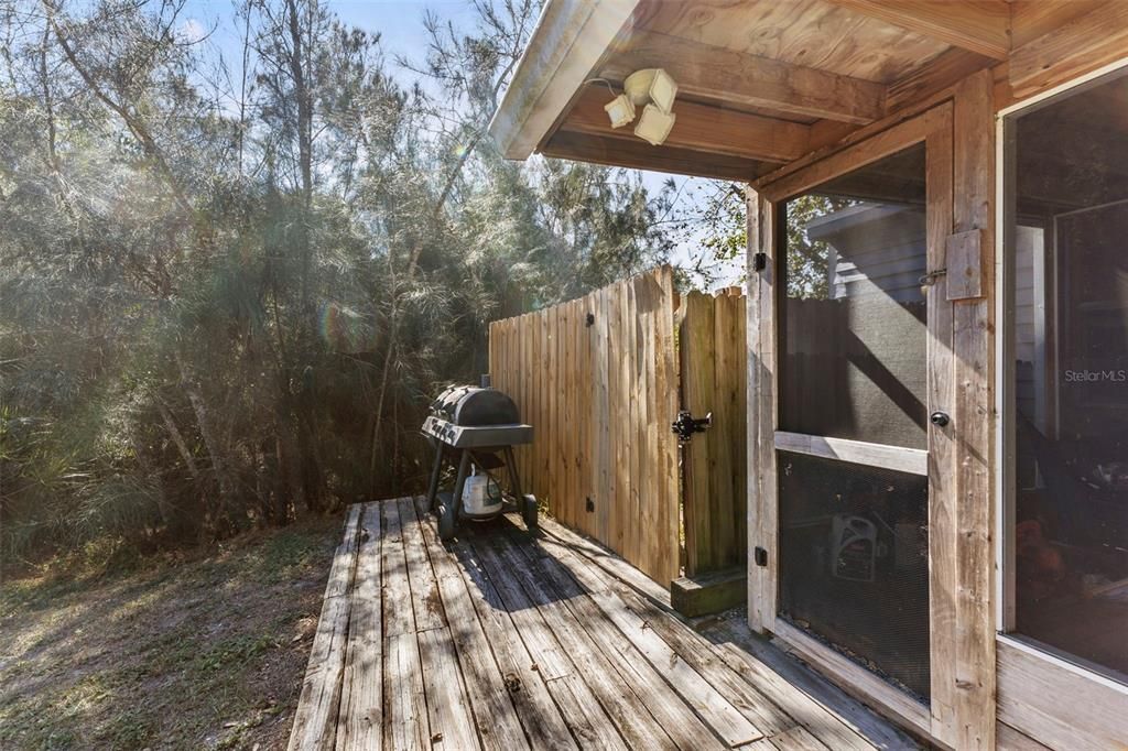 For Sale: $895,000 (3 beds, 2 baths, 2354 Square Feet)