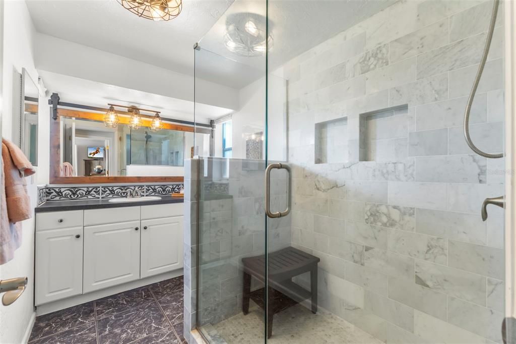 For Sale: $895,000 (3 beds, 2 baths, 2354 Square Feet)