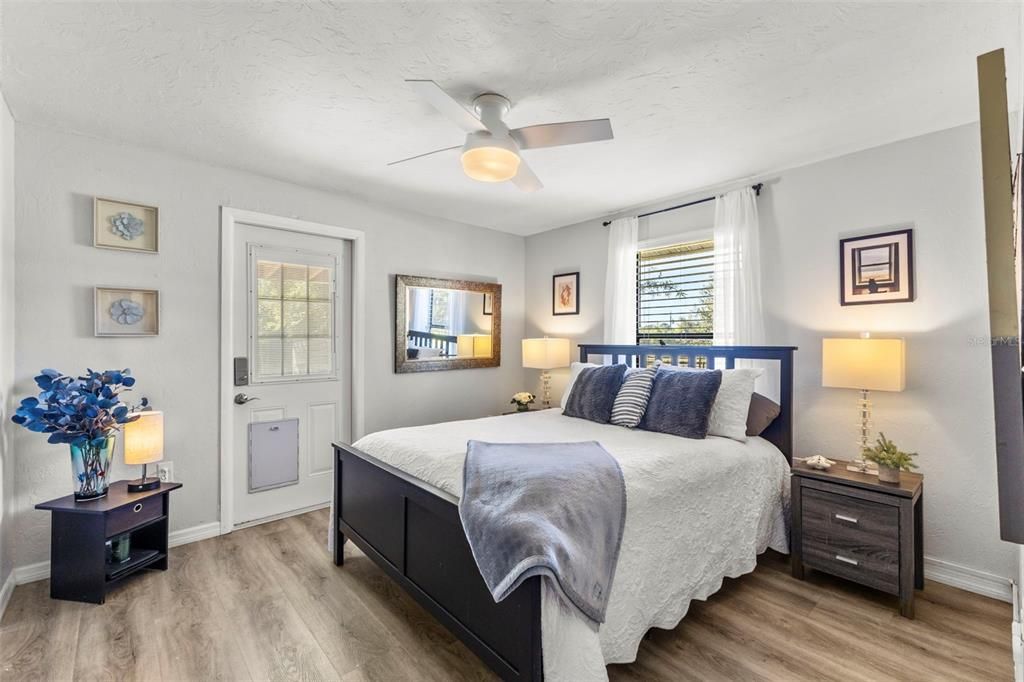 For Sale: $895,000 (3 beds, 2 baths, 2354 Square Feet)