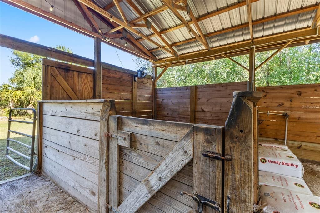 For Sale: $895,000 (3 beds, 2 baths, 2354 Square Feet)