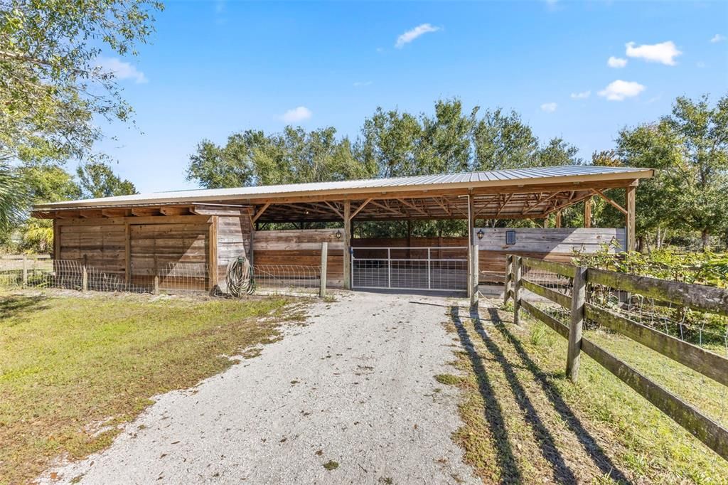 For Sale: $895,000 (3 beds, 2 baths, 2354 Square Feet)