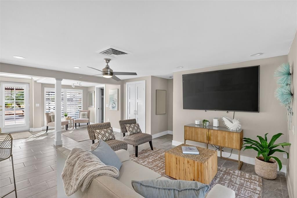 En Venta: $1,425,000 (3 camas, 2 baños, 2353 Pies cuadrados)