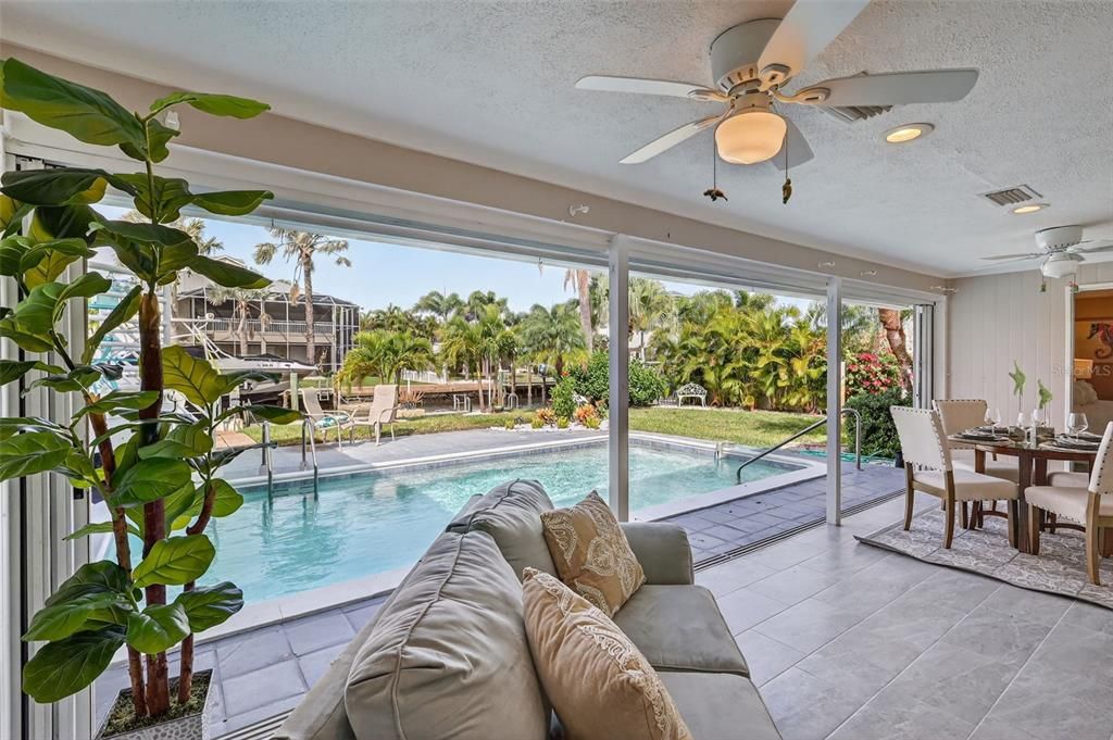 En Venta: $1,425,000 (3 camas, 2 baños, 2353 Pies cuadrados)