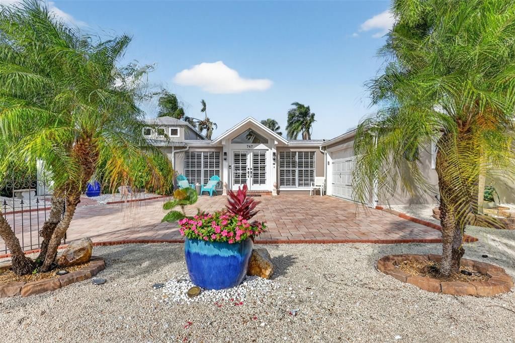 En Venta: $1,425,000 (3 camas, 2 baños, 2353 Pies cuadrados)