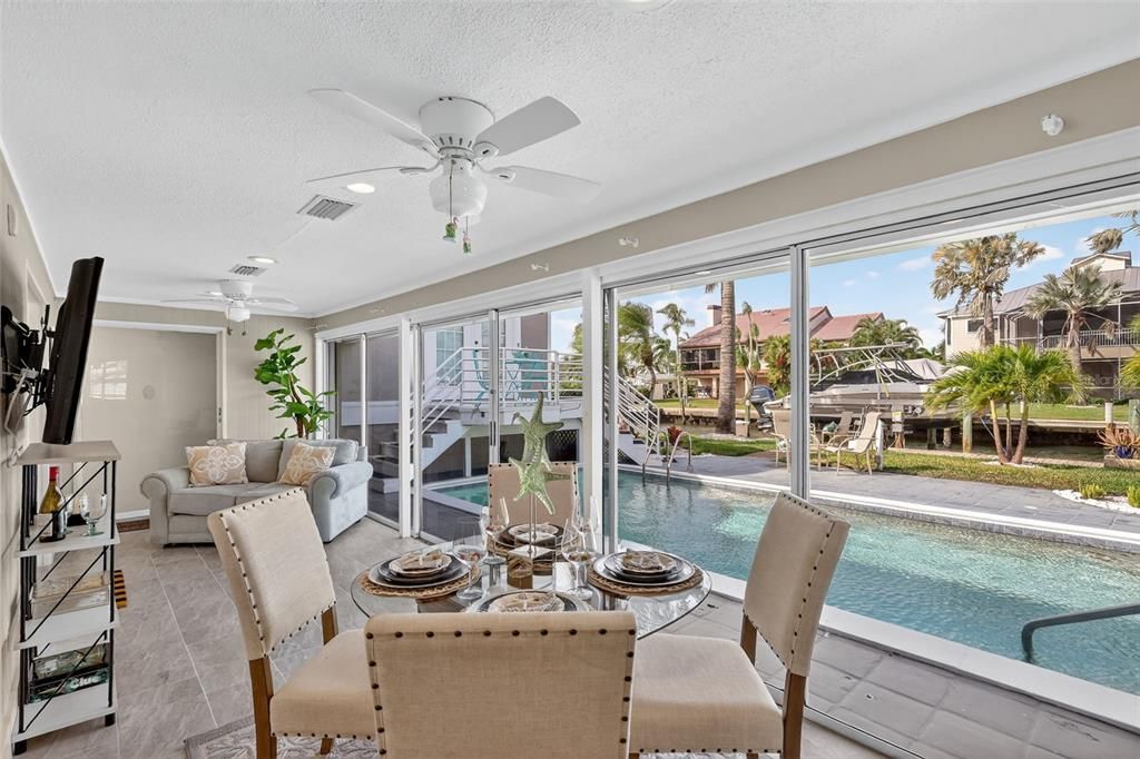 En Venta: $1,425,000 (3 camas, 2 baños, 2353 Pies cuadrados)