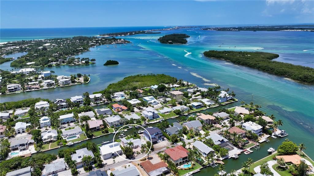 En Venta: $1,425,000 (3 camas, 2 baños, 2353 Pies cuadrados)