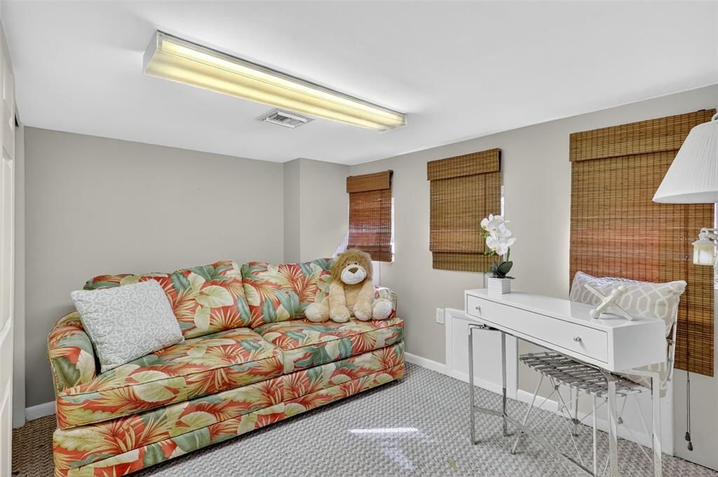 En Venta: $1,425,000 (3 camas, 2 baños, 2353 Pies cuadrados)