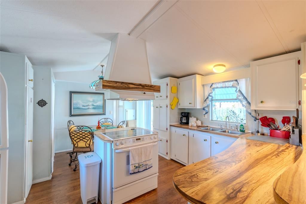 En Venta: $139,000 (2 camas, 2 baños, 840 Pies cuadrados)