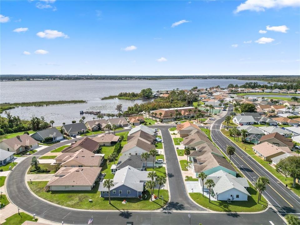 Active With Contract: $259,000 (2 beds, 2 baths, 1435 Square Feet)