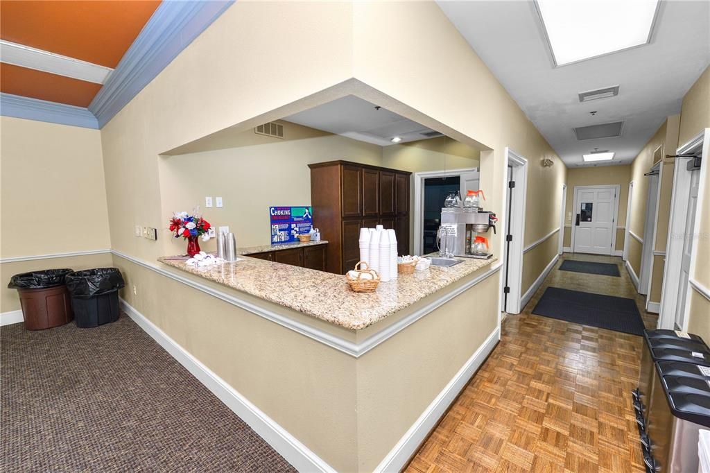 Active With Contract: $259,000 (2 beds, 2 baths, 1435 Square Feet)